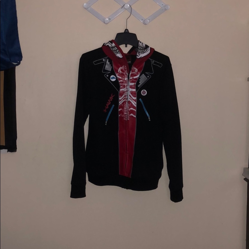 Young men’s sweatshirt